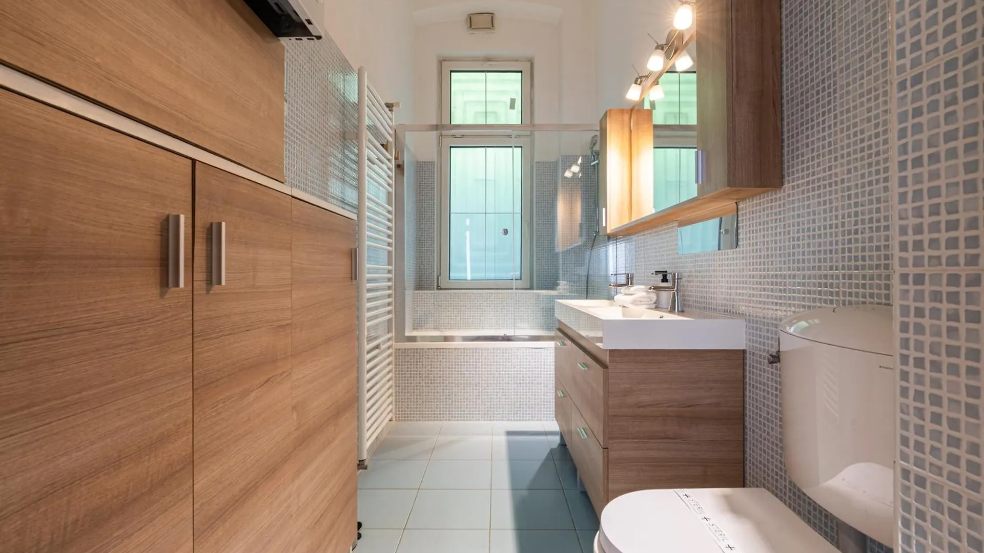 Cosy Castleside Apartment 布达佩斯 0*,
