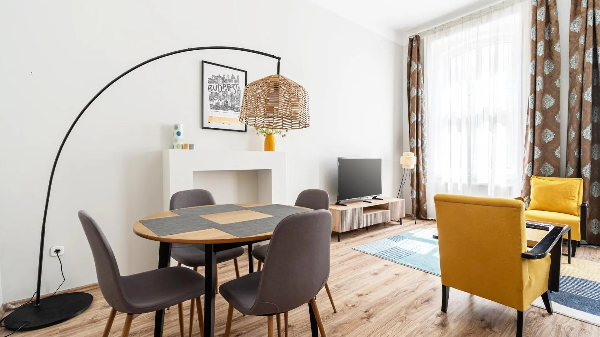 Cosy Castleside Apartment 布达佩斯